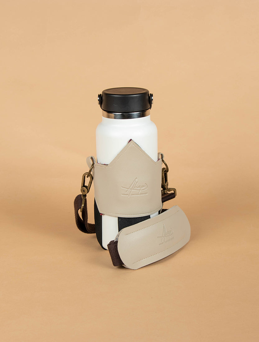 AKAP™ Botella Tumbler Carrier in Sand